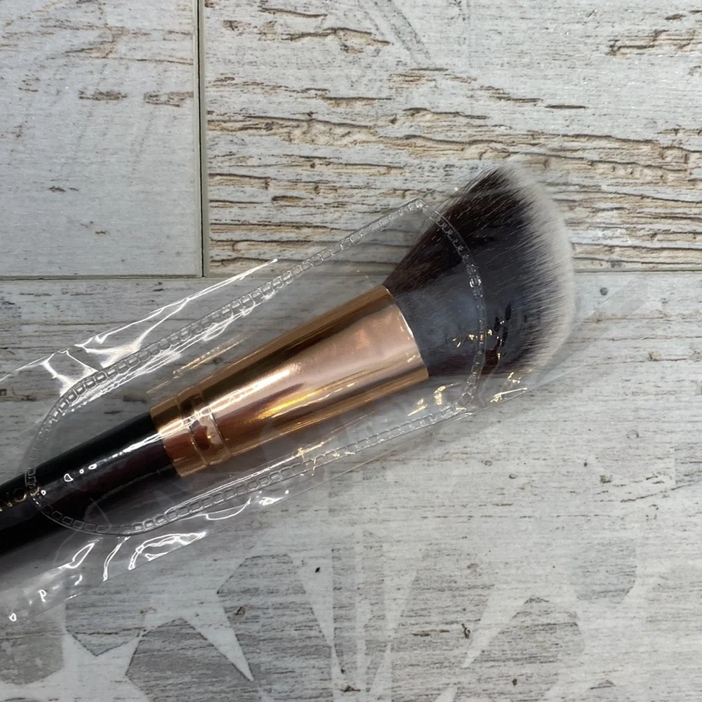 Shaina B Miami Contour Brush